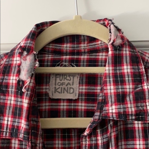 Lightly used LF FURST OF A KIND FLANNELBUTTON DOWN - Picture 5 of 8